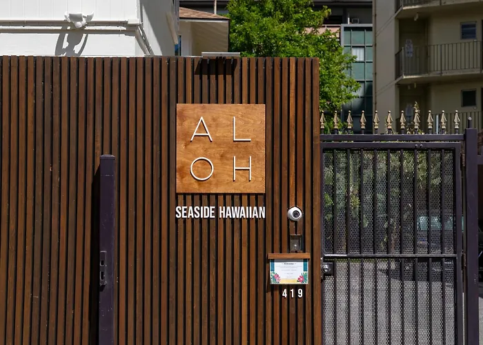 Aloh Seaside Women'S Hostel Honolulu
