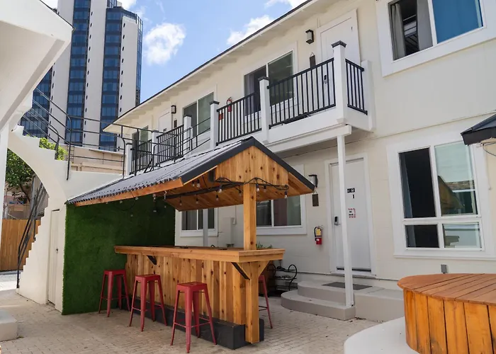 Aloh Seaside Women'S Hostel Honolulu